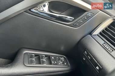 Внедорожник / Кроссовер Lexus RX 2015 в 