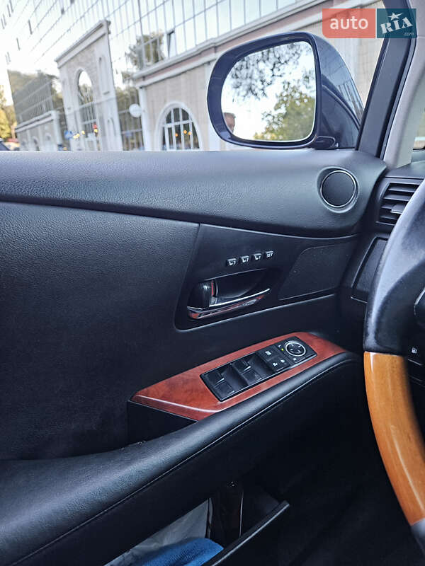 Внедорожник / Кроссовер Lexus RX 2010 в Одессе