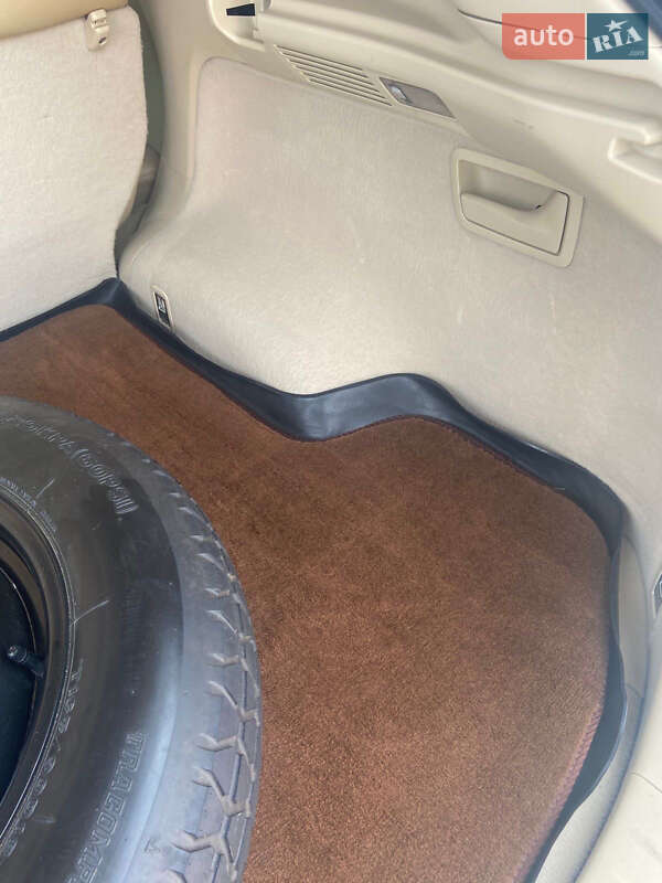 Внедорожник / Кроссовер Lexus RX 2010 в Харькове