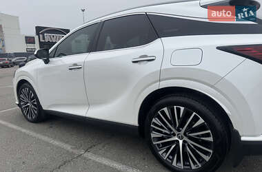Внедорожник / Кроссовер Lexus RX 2024 в 