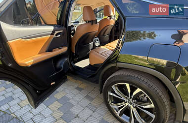 Внедорожник / Кроссовер Lexus RX 2020 в 