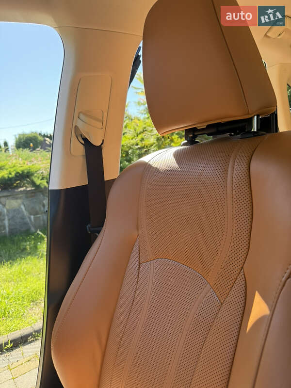 Позашляховик / Кросовер Lexus RX 2020 в Львові