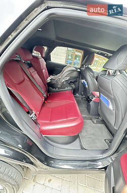 Внедорожник / Кроссовер Lexus RX 2022 в 