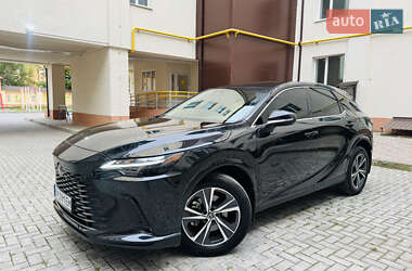 Lexus RX 2023