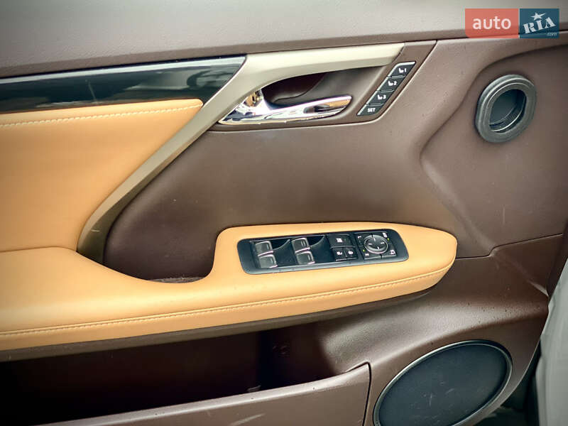 Внедорожник / Кроссовер Lexus RX 2018 в Киеве