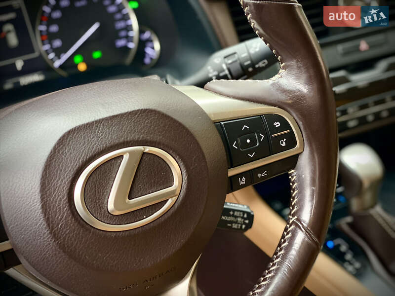 Внедорожник / Кроссовер Lexus RX 2018 в Киеве