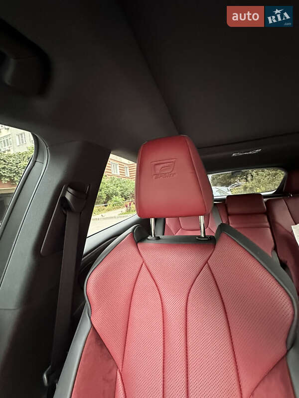 Внедорожник / Кроссовер Lexus RX 2022 в Киеве