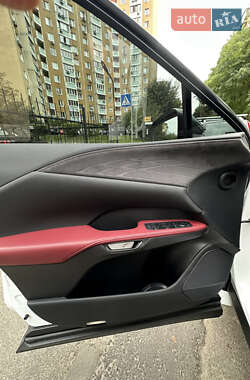 Внедорожник / Кроссовер Lexus RX 2022 в Киеве