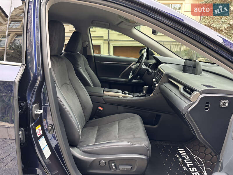 Позашляховик / Кросовер Lexus RX 2018 в Києві