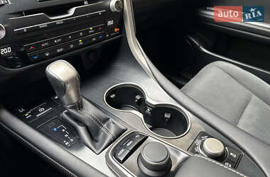 Позашляховик / Кросовер Lexus RX 2018 в  фото 31 Позашляховик / Кросовер Lexus RX 2018 в