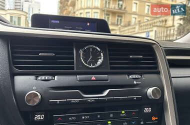 Позашляховик / Кросовер Lexus RX 2018 в  фото 32 Позашляховик / Кросовер Lexus RX 2018 в