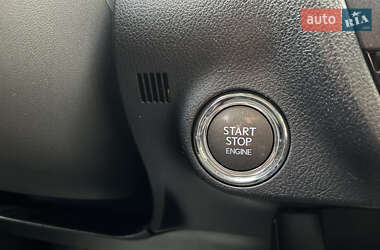 Позашляховик / Кросовер Lexus RX 2018 в  фото 43 Позашляховик / Кросовер Lexus RX 2018 в