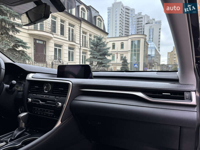 Позашляховик / Кросовер Lexus RX 2018 в Києві