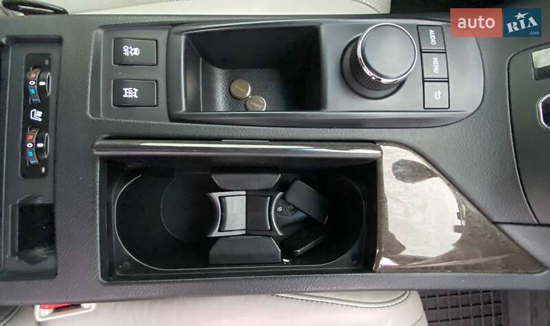 Внедорожник / Кроссовер Lexus RX 2015 в Днепре