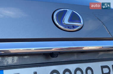 Внедорожник / Кроссовер Lexus RX 2018 в 