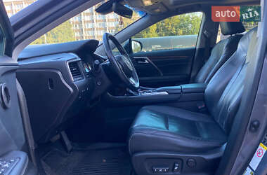 Внедорожник / Кроссовер Lexus RX 2018 в 