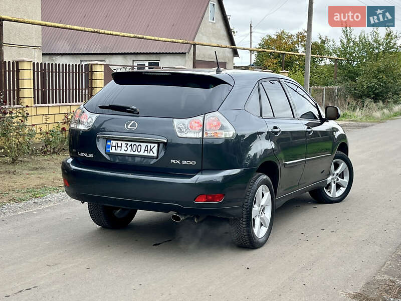Внедорожник / Кроссовер Lexus RX 2003 в Одессе
