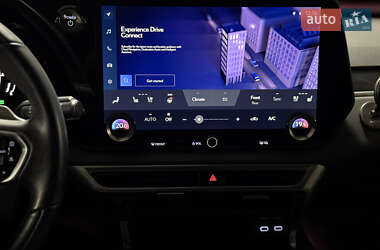 Позашляховик / Кросовер Lexus RX 2023 в  фото 19 Позашляховик / Кросовер Lexus RX 2023 в