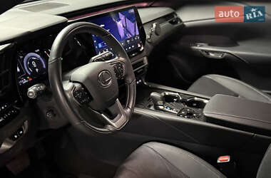 Позашляховик / Кросовер Lexus RX 2023 в  фото 14 Позашляховик / Кросовер Lexus RX 2023 в