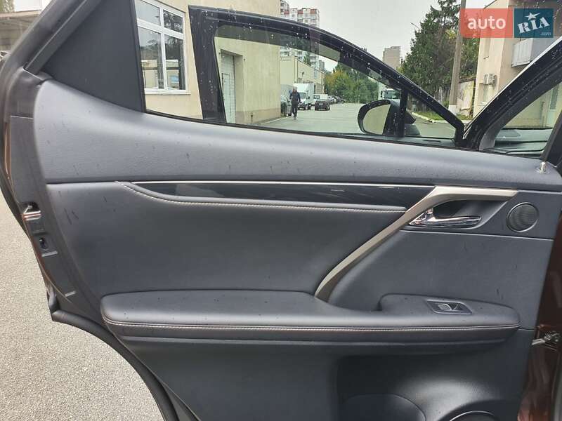 Позашляховик / Кросовер Lexus RX 2017 в Києві фото 16 Позашляховик / Кросовер Lexus RX 2017 в Києві