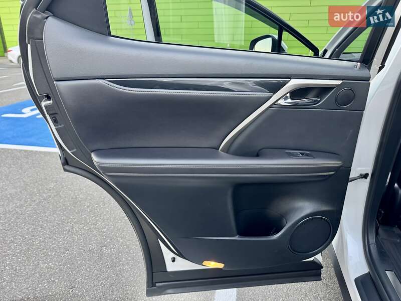 Внедорожник / Кроссовер Lexus RX 2016 в Киеве