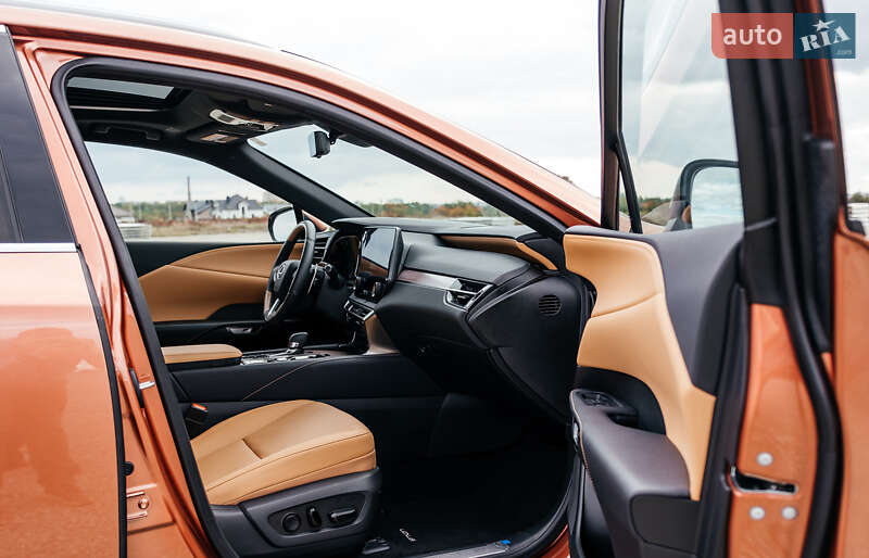 Внедорожник / Кроссовер Lexus RX 2024 в Тернополе