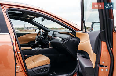 Внедорожник / Кроссовер Lexus RX 2024 в 