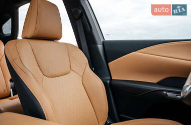 Внедорожник / Кроссовер Lexus RX 2024 в 