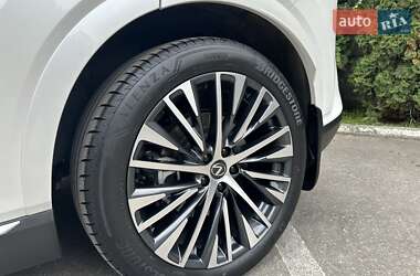 Позашляховик / Кросовер Lexus RX 2023 в  фото 21 Позашляховик / Кросовер Lexus RX 2023 в