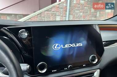 Позашляховик / Кросовер Lexus RX 2023 в  фото 24 Позашляховик / Кросовер Lexus RX 2023 в