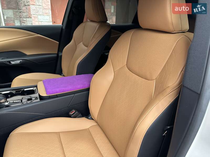 Внедорожник / Кроссовер Lexus RX 2023 в Киеве фото 24 Внедорожник / Кроссовер Lexus RX 2023 в Киеве