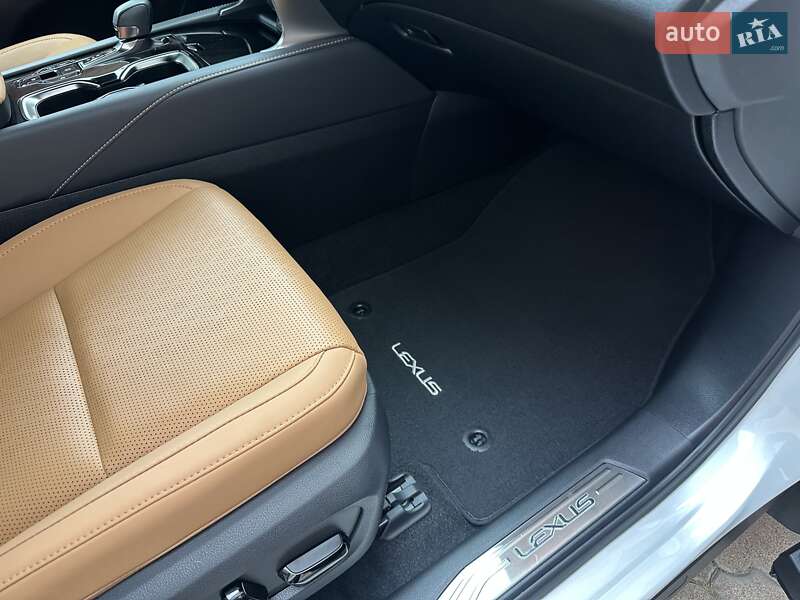 Внедорожник / Кроссовер Lexus RX 2023 в Киеве фото 36 Внедорожник / Кроссовер Lexus RX 2023 в Киеве
