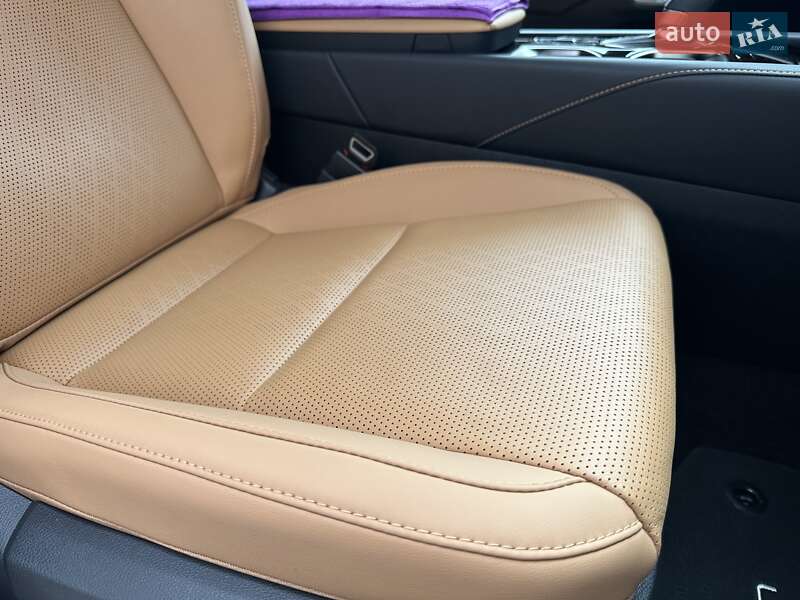 Внедорожник / Кроссовер Lexus RX 2023 в Киеве фото 40 Внедорожник / Кроссовер Lexus RX 2023 в Киеве
