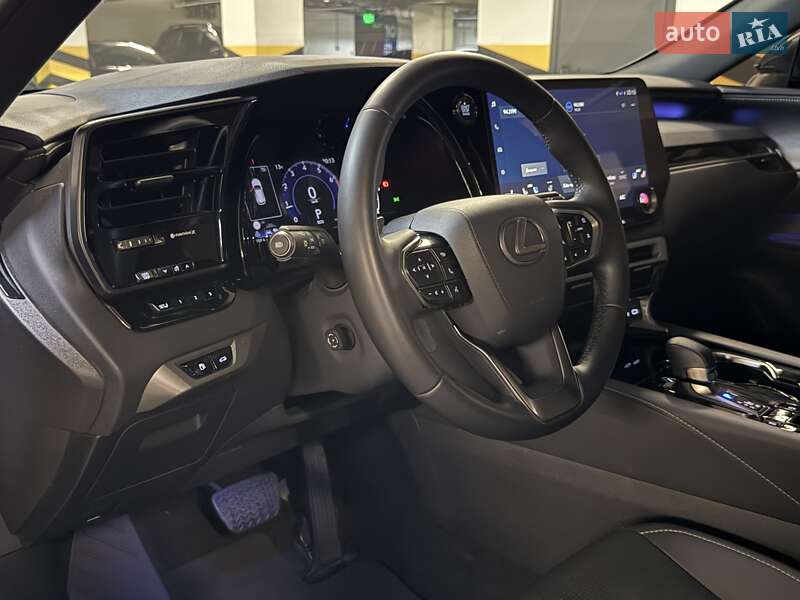 Позашляховик / Кросовер Lexus RX 2024 в Києві