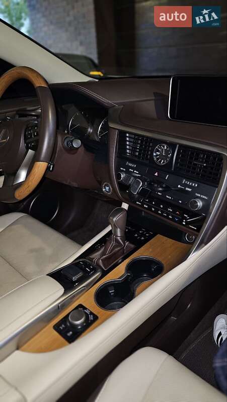 Позашляховик / Кросовер Lexus RX 2017 в Києві фото 9 Позашляховик / Кросовер Lexus RX 2017 в Києві