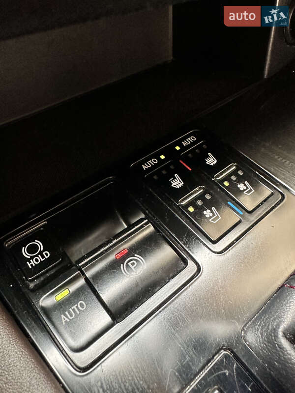 Внедорожник / Кроссовер Lexus RX 2016 в Киеве