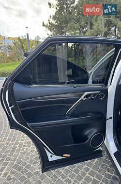Внедорожник / Кроссовер Lexus RX 2019 в 