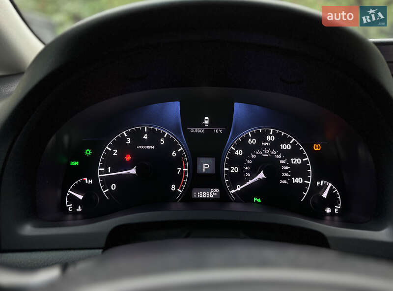 Позашляховик / Кросовер Lexus RX 2015 в Тернополі