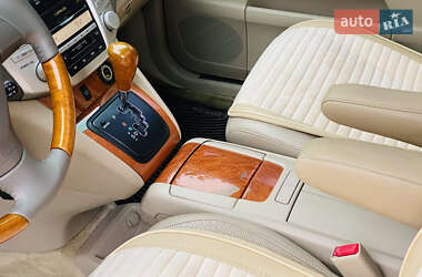 Внедорожник / Кроссовер Lexus RX 2005 в 
