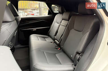 Позашляховик / Кросовер Lexus RX 2023 в  фото 11 Позашляховик / Кросовер Lexus RX 2023 в