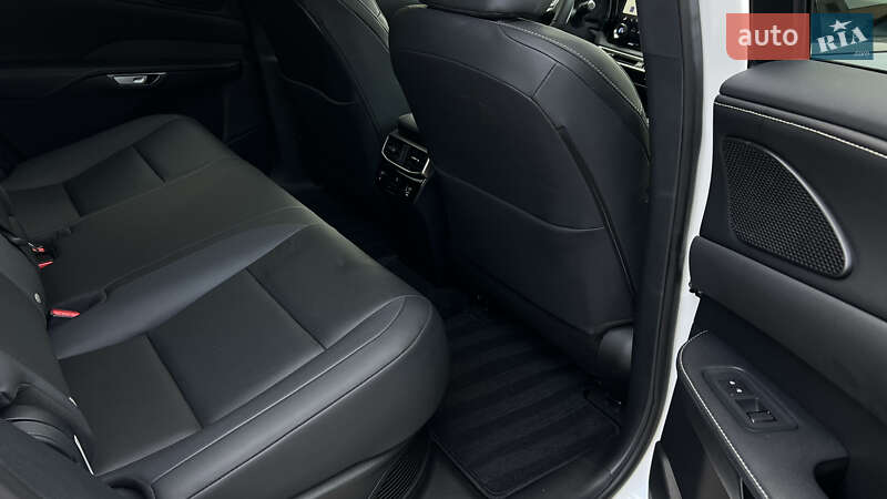 Позашляховик / Кросовер Lexus RX 2024 в Львові