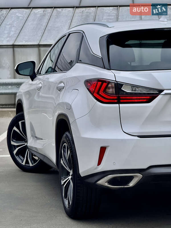 Внедорожник / Кроссовер Lexus RX 2018 в Киеве