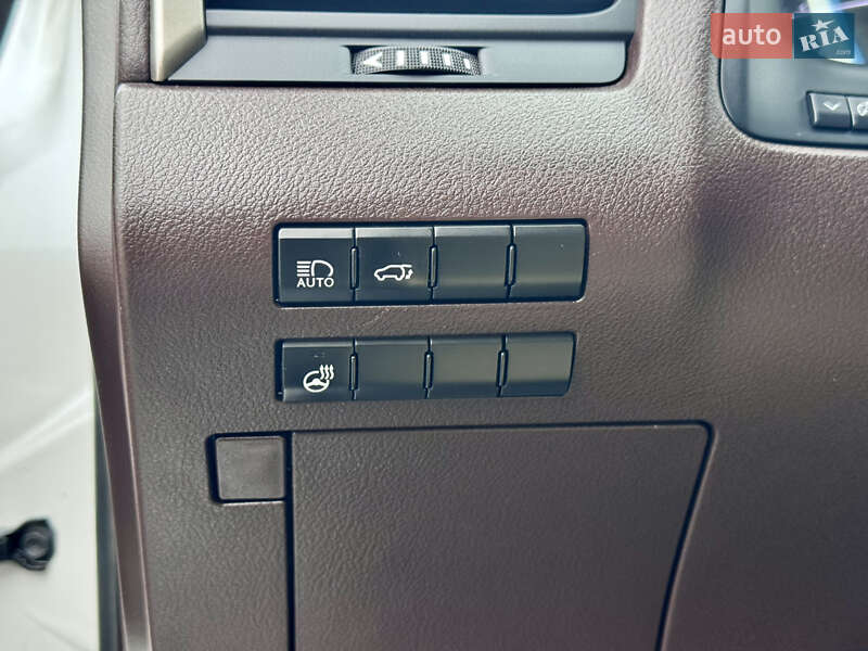 Внедорожник / Кроссовер Lexus RX 2018 в Киеве