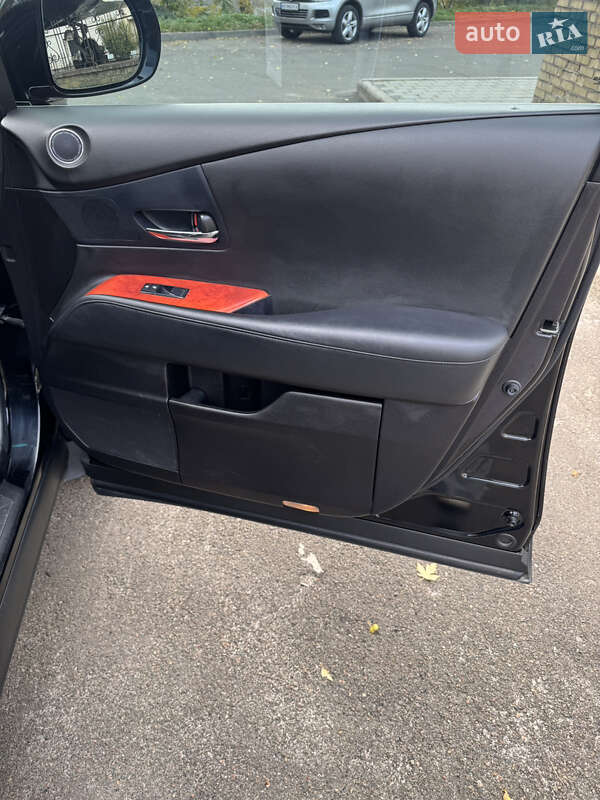 Внедорожник / Кроссовер Lexus RX 2010 в Киеве