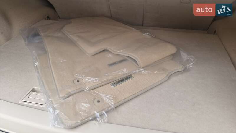 Внедорожник / Кроссовер Lexus RX 2014 в Харькове