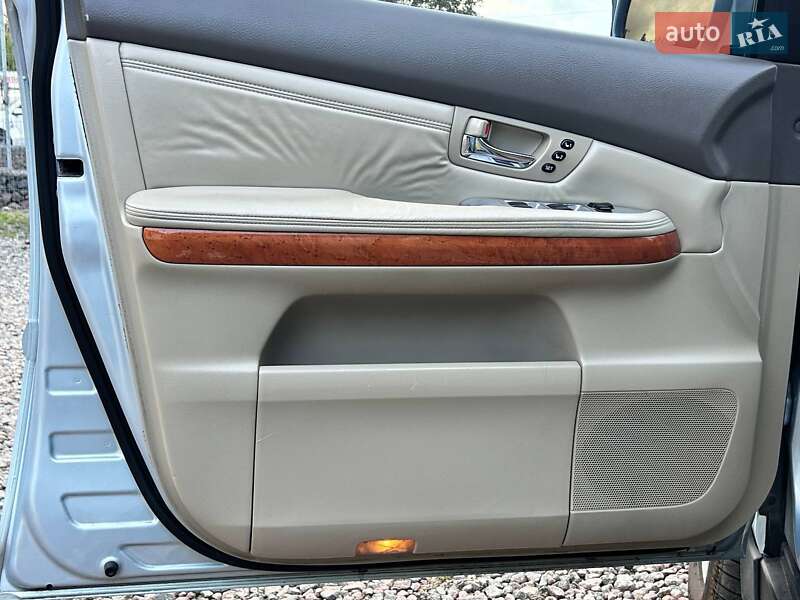 Внедорожник / Кроссовер Lexus RX 2005 в Одессе