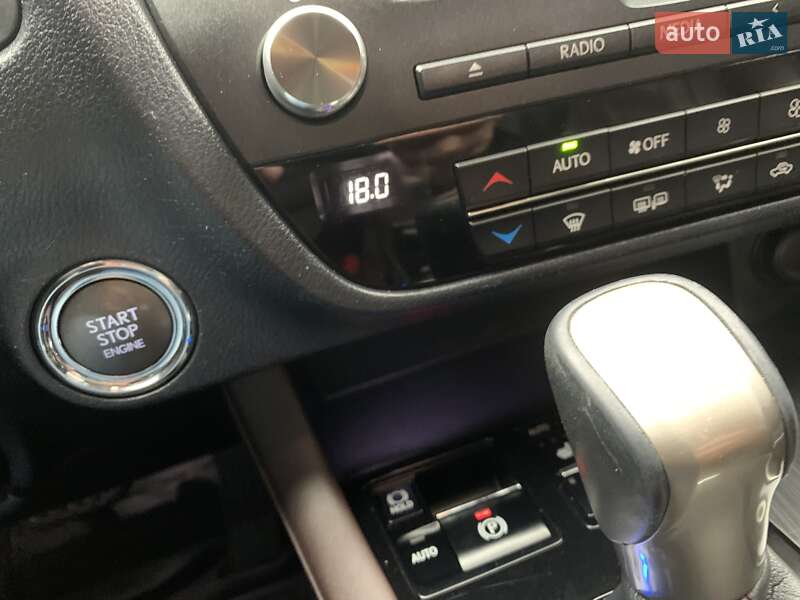 Внедорожник / Кроссовер Lexus RX 2019 в Днепре