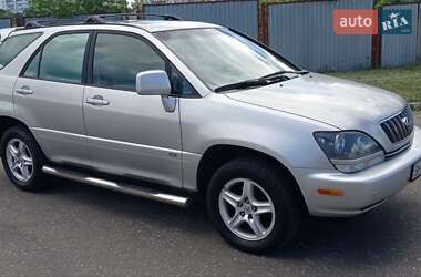 Внедорожник / Кроссовер Lexus RX 2002 в Черноморске