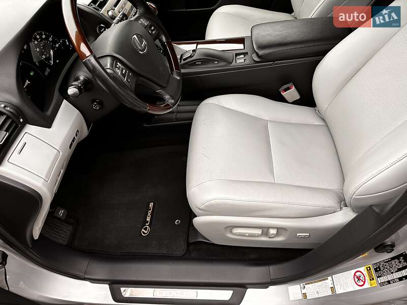 Внедорожник / Кроссовер Lexus RX 2011 в Харькове фото 23 Внедорожник / Кроссовер Lexus RX 2011 в Харькове