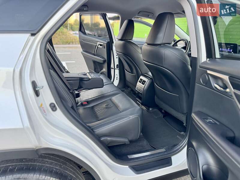 Позашляховик / Кросовер Lexus RX 2016 в Києві фото 39 Позашляховик / Кросовер Lexus RX 2016 в Києві